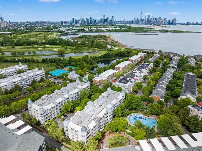 Building Photo - 4 Constellation Pl