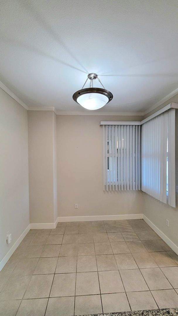 Building Photo - Epic REA - Great 1 BR/1 BA Condo w/Parking in Montebello Community of Cupertino