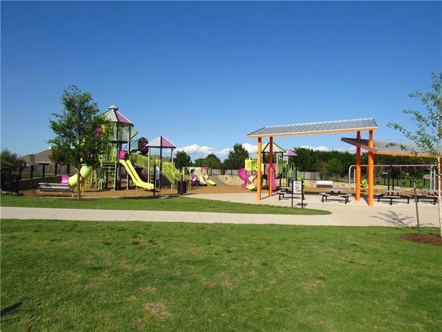 Building Photo - 1811 Lake Travis Dr