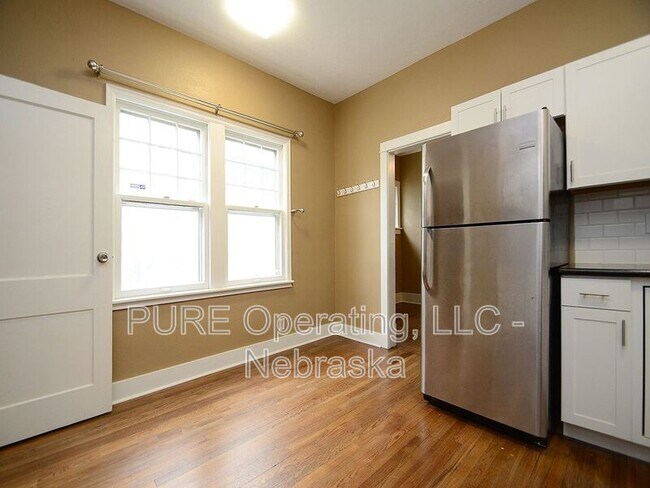 Building Photo - 2720 N 47th Ave