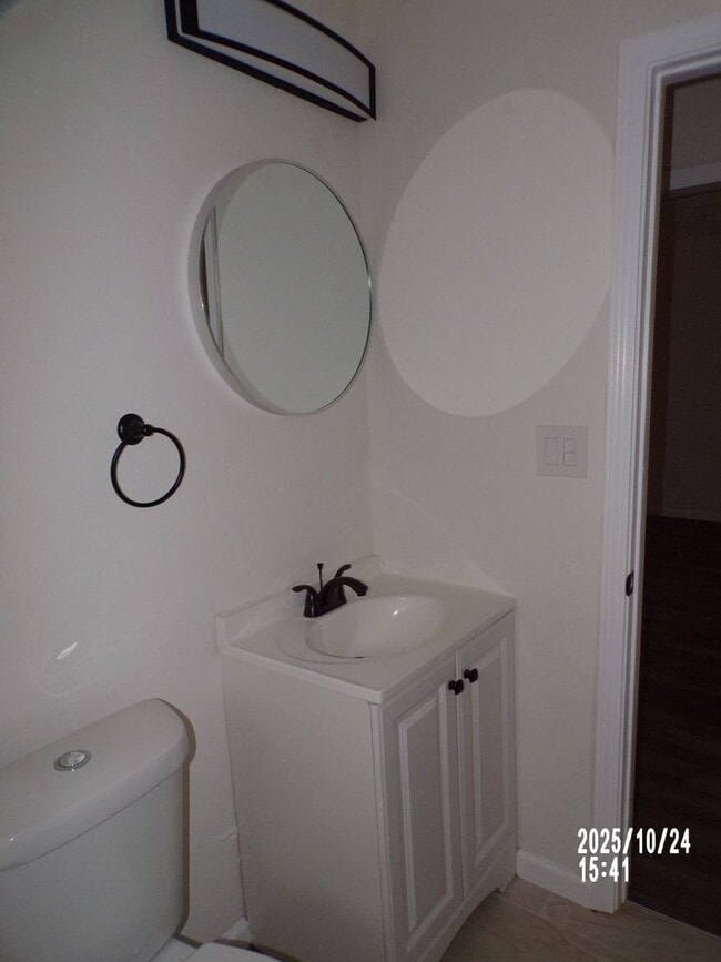 Building Photo - Fantastic redo