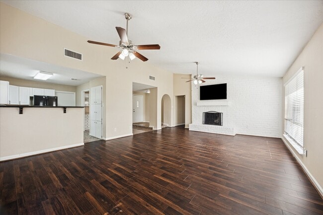 Building Photo - 17138 Barcelona Dr