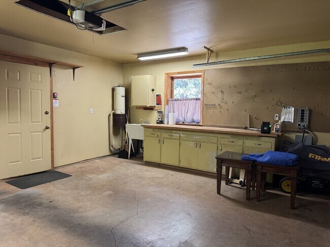 Building Photo - 13216 Tranquility Ln