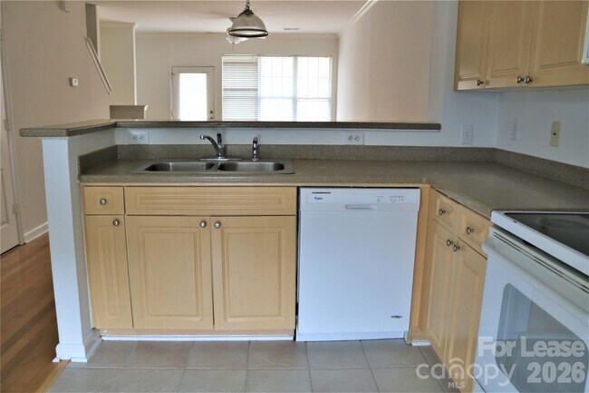 Building Photo - 15232 Coventry Ct Ln