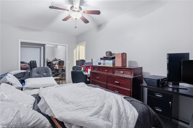 Building Photo - 4421 SW 14th Pl