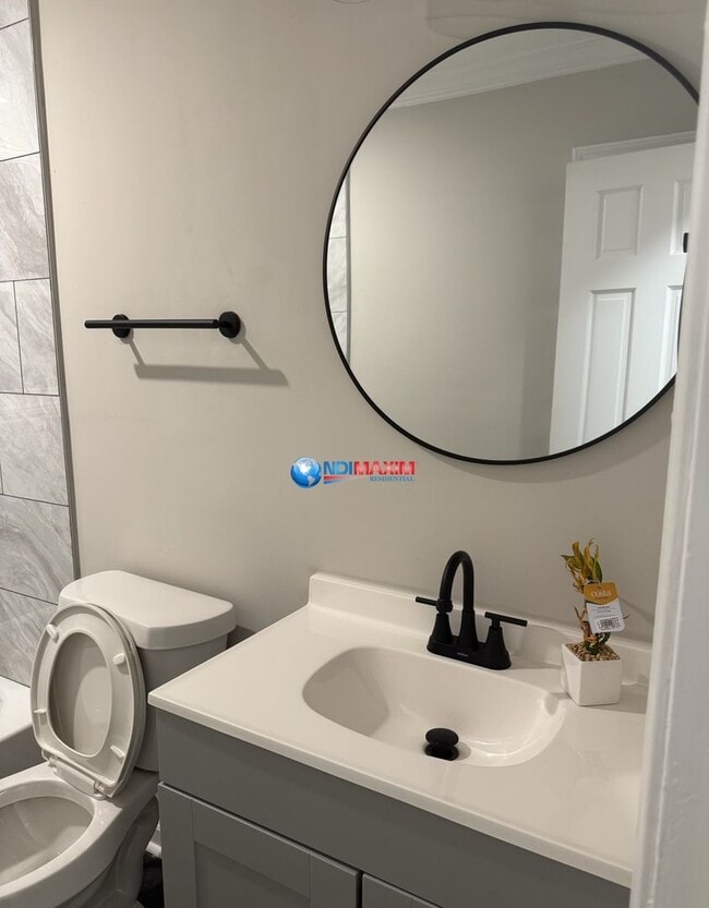 Building Photo - Newly renovated ranch near Norris Lake in Snellville