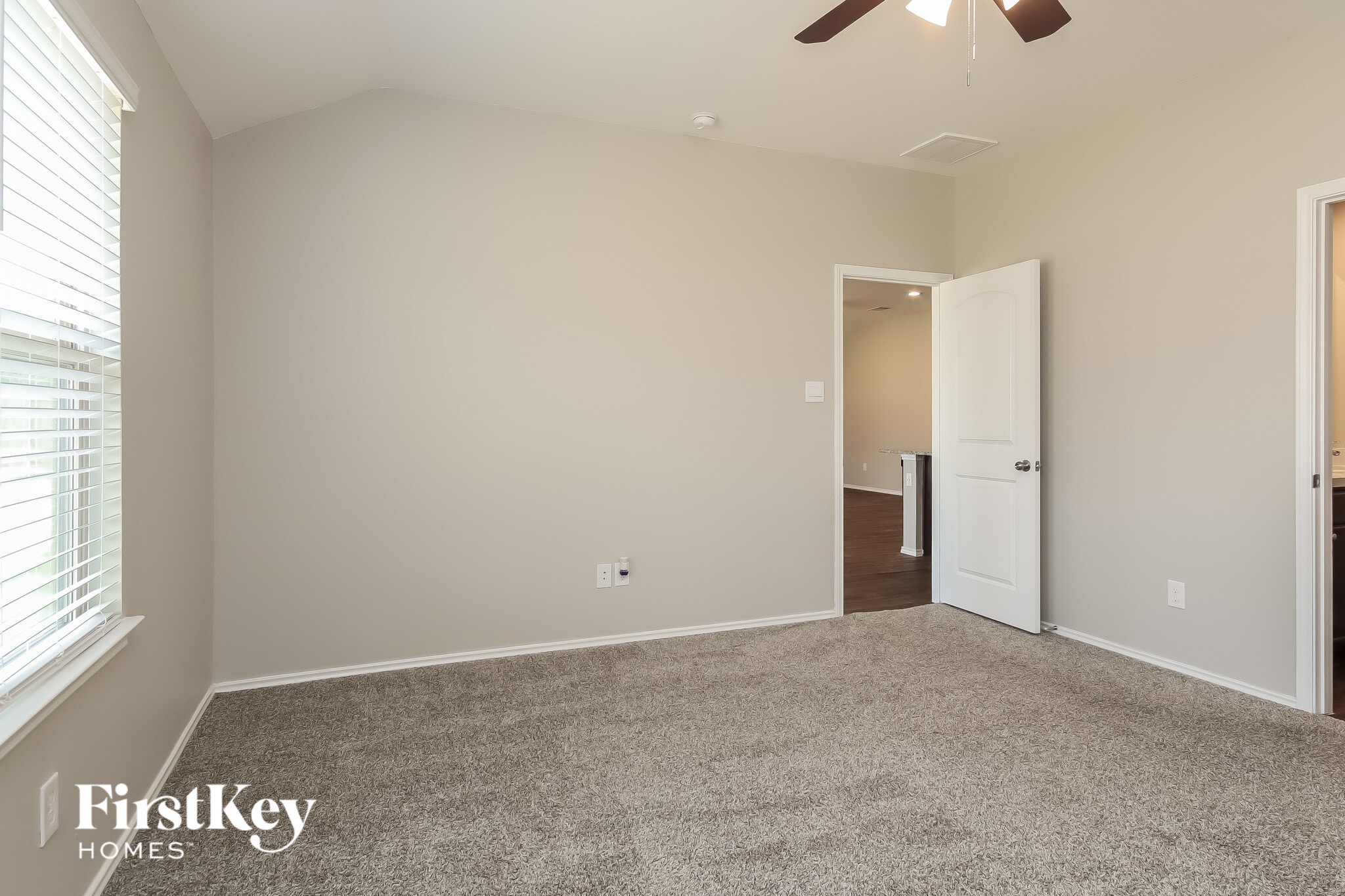 Building Photo - 14703 Night Violet Ct