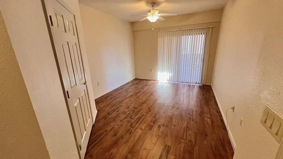 Building Photo - Nambe Ct