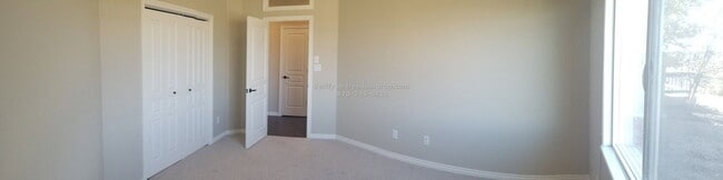 Building Photo - 2690 Summer Hill Ct