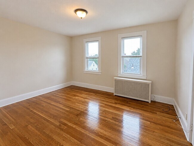 Building Photo - 508 Hillman St