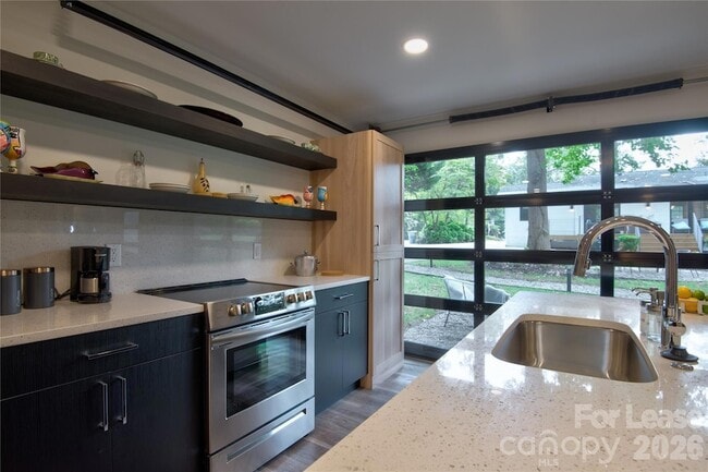 Building Photo - 3945 Rockfern Rd