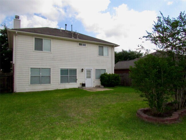 Building Photo - 3231 Stoneydale Ln