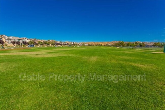 Building Photo - 24359 Verdugo Cir