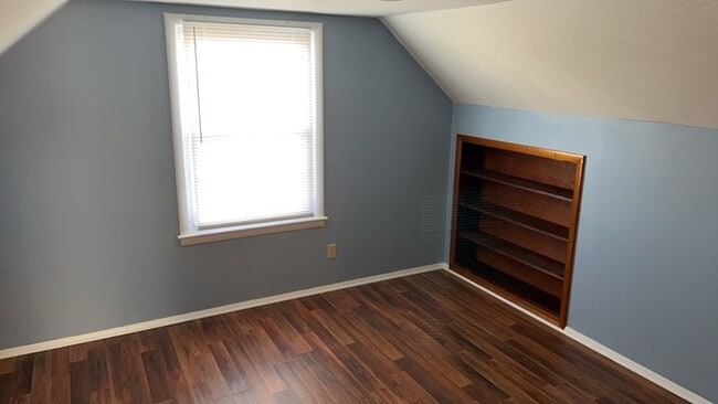 Building Photo - 4230 Reading Rd