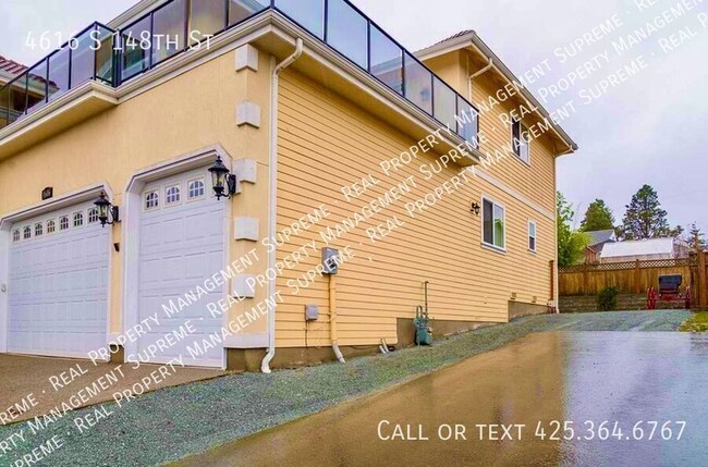 Building Photo - 4616 S 148th St