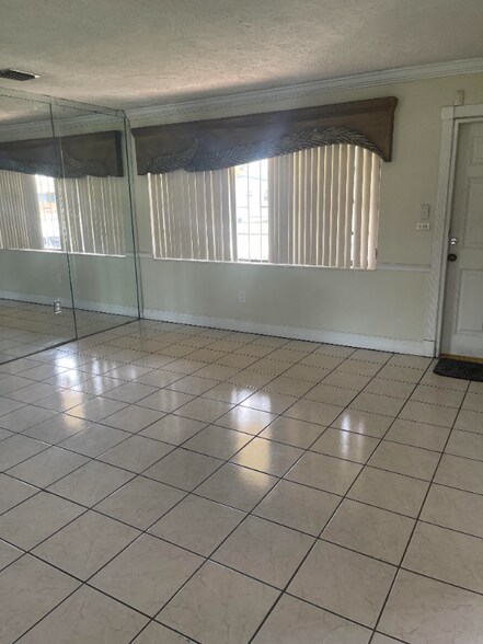 Building Photo - 3241 NW 154th Terrace