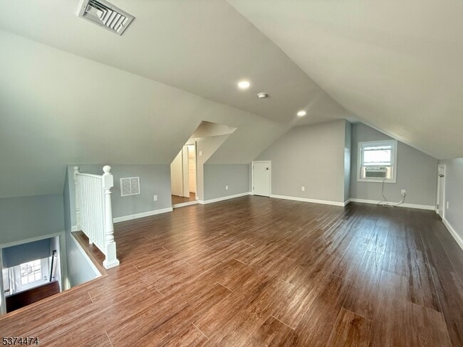Building Photo - 274 US-202
