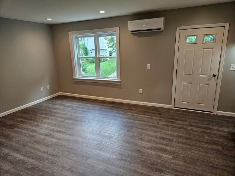 Building Photo - 269 Rexmont Rd