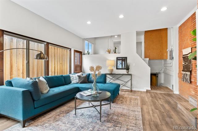 Building Photo - 2742 W Denver Pl