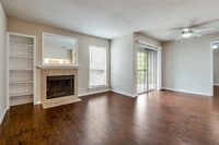 Building Photo - 18333 Roehampton Dr