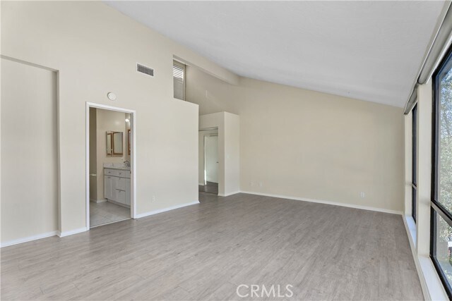 Building Photo - 33532 Valley View Ct