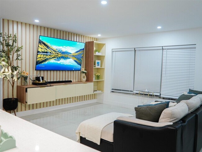 Building Photo - 7951 NW 37th Dr