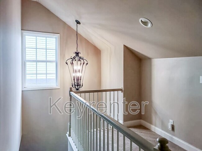 Building Photo - 8339 David Tippit Wy