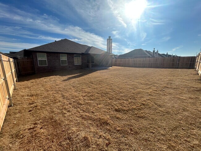 Building Photo - 9101 Poppey Pl