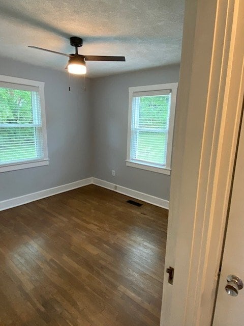 Building Photo - Charming 3-Bedroom South Nashville Rental with Hardwood Floors!
