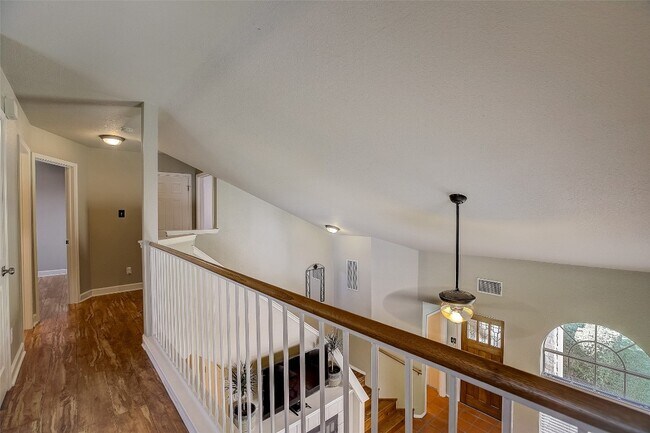 Building Photo - 7449 Peabody Dr