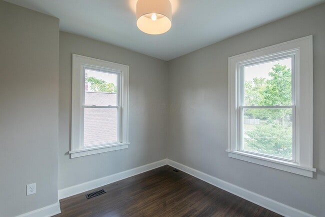 Building Photo - 778 S 17th St