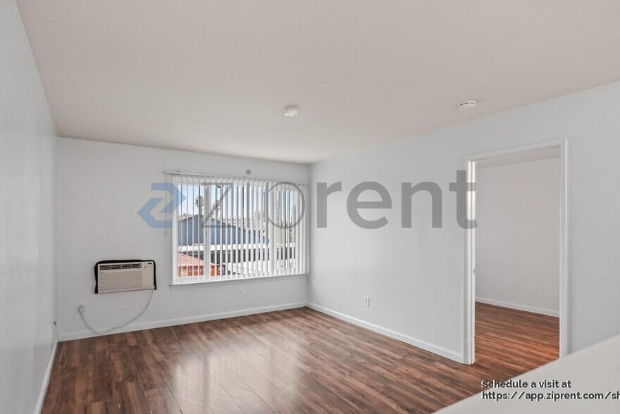 Building Photo - 100 Village Dr