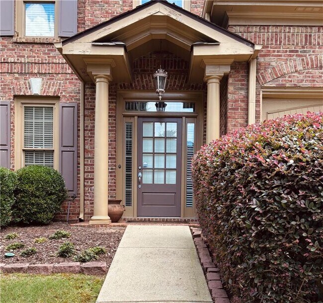 Building Photo - 3725 Spalding Park Dr NW
