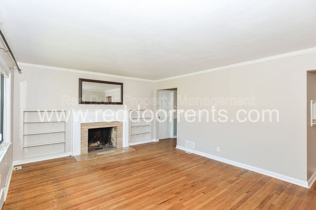 Building Photo - 4930 N Illinois St