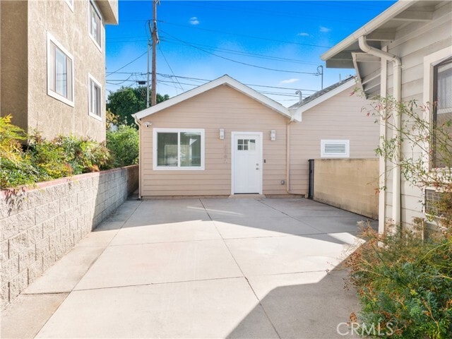 Building Photo - 636 Pioneer Dr