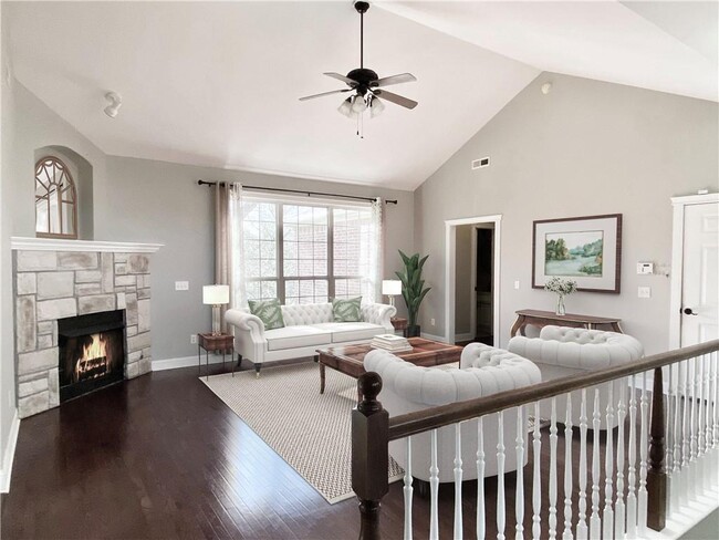 Building Photo - 1806 NW Mustang Ave