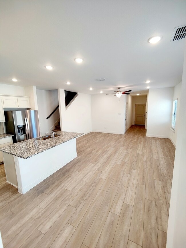 Building Photo - 234 Griffith Dr