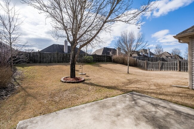 Building Photo - 2520 Stonecreek Trail