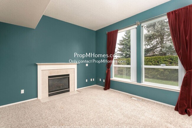 Building Photo - Colorful Four Bedroom Home In Bethany W/ Spacious Backyard!
