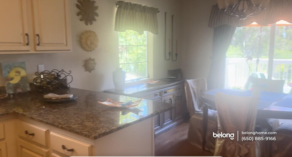 Building Photo - 812 Isbel Ct