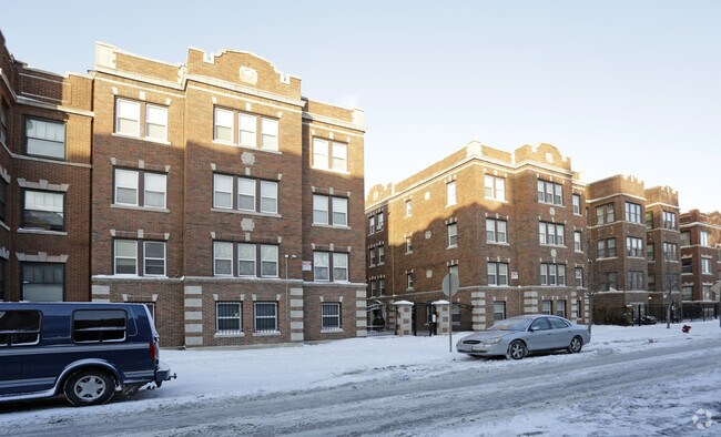 South Shore Apartments - 7028 S Clyde