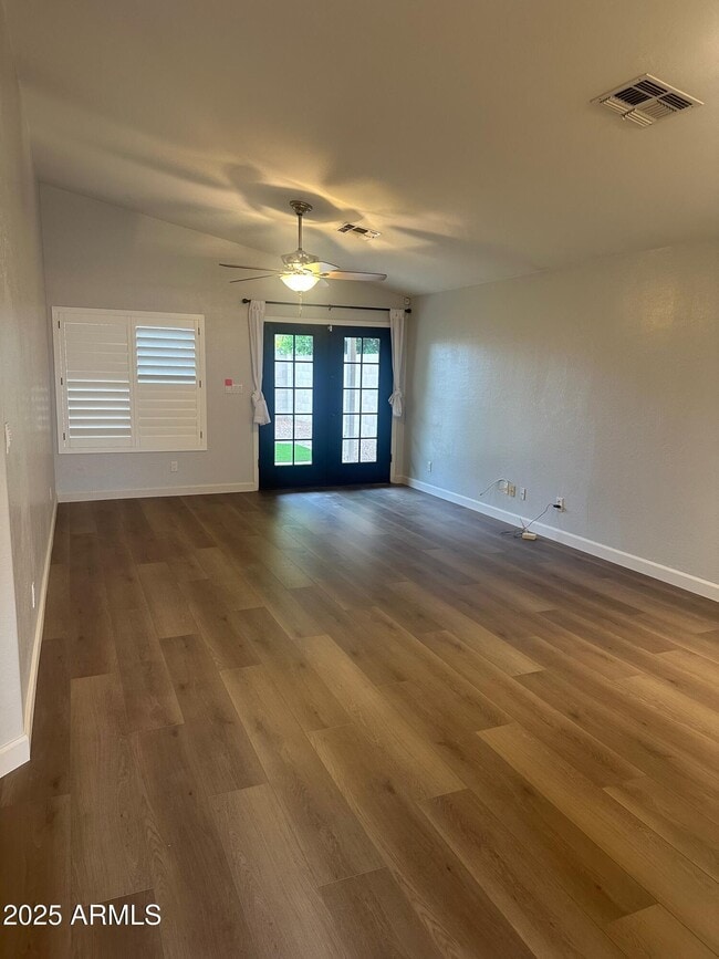 Building Photo - 8824 W Adam Ave