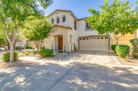 Building Photo - Beautiful 4-Bedroom Home For Rent in Queen...