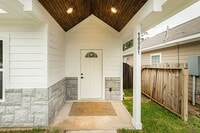 Building Photo - 16881 Glenheath St