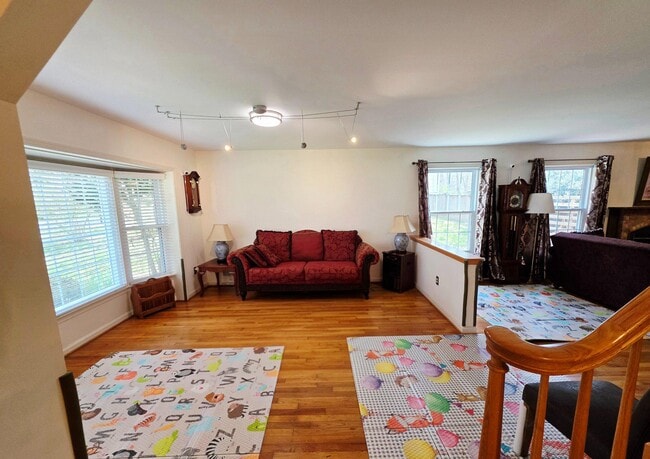 Building Photo - 8120 Paisley Pl