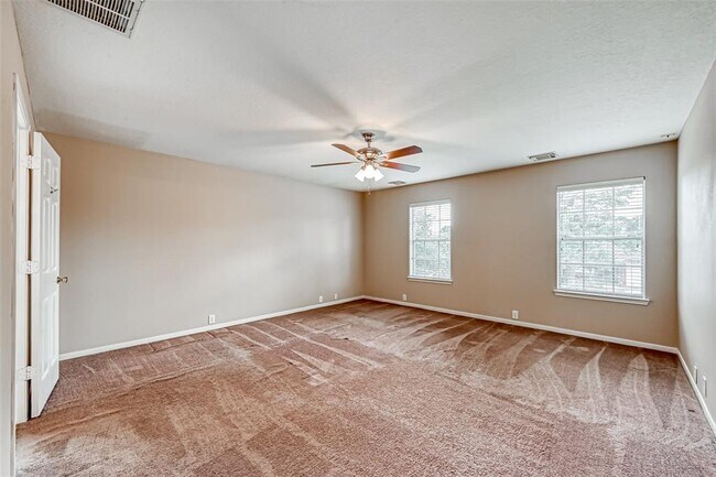 Building Photo - 11918 Solon Springs Dr