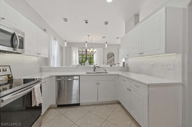 Building Photo - 7368 Bristol Cir