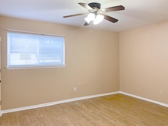 Building Photo - 14333 Memorial Dr