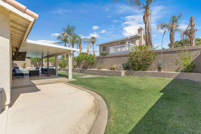 Building Photo - 79200 Violet Ct