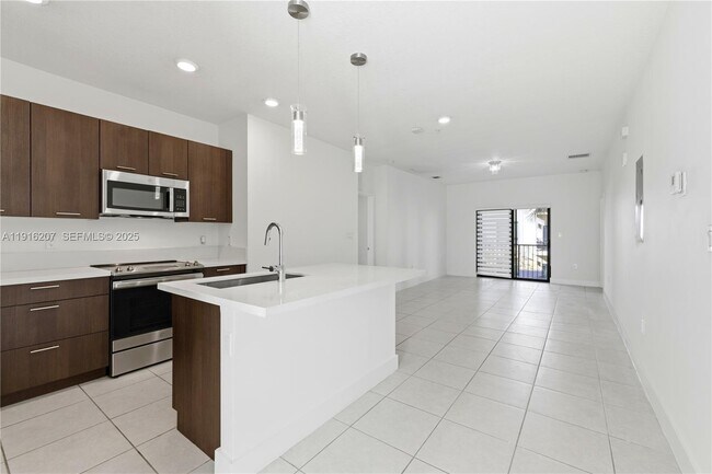 Building Photo - 8265 NW 41st St